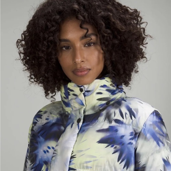 NWT Lululemon Wunder Puff Down Coat Jacket Multi Pucci Print Sz.Small - Picture 8 of 13